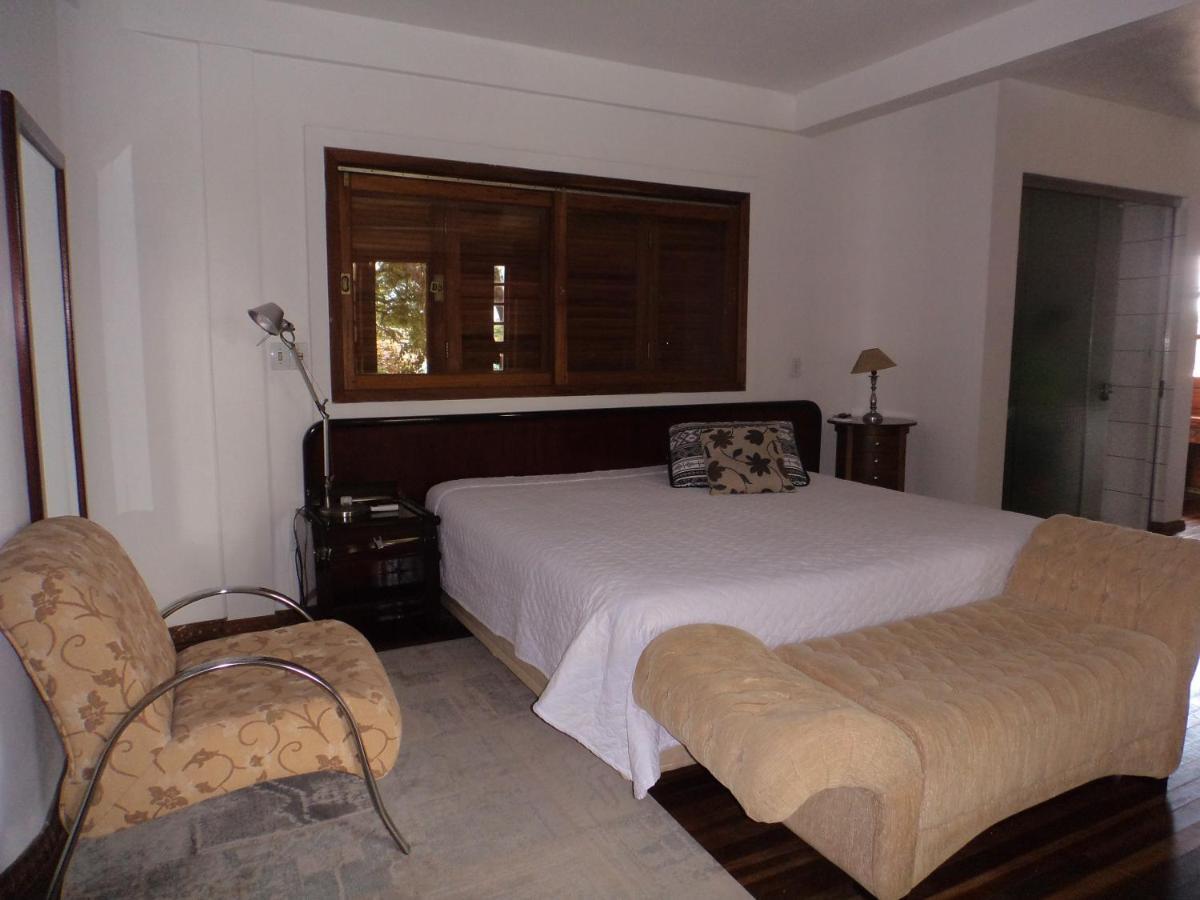 Homestay Rosa Cortiana Escalera *